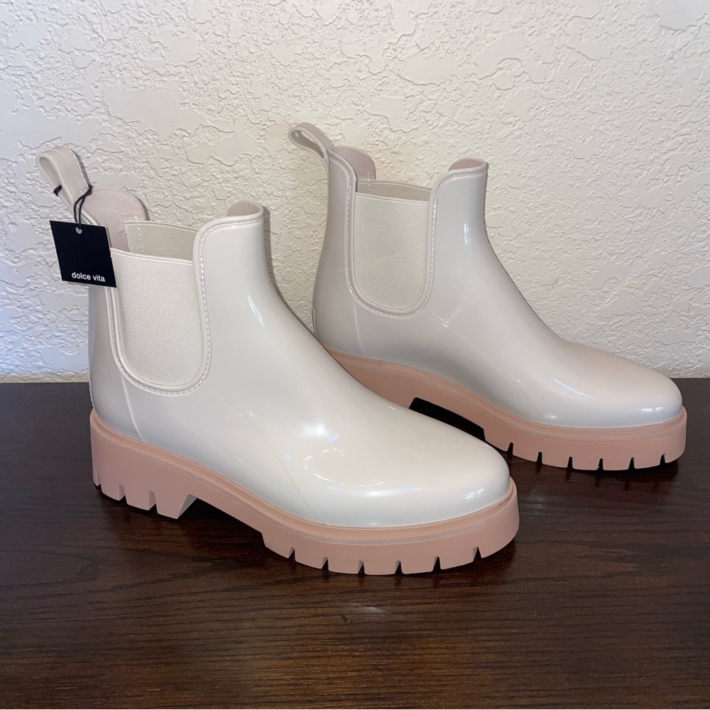 NWT Dolce Vita 100% waterproof Rainboots Thunder H2O heeled boot